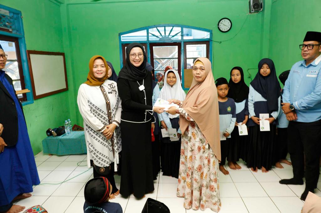 DPR RI Dapil Jabar IV Kunjungi Ponpes Daarut Taqwa Ciandam Kelurahan Cibeureum Hilir kota Sukabumi